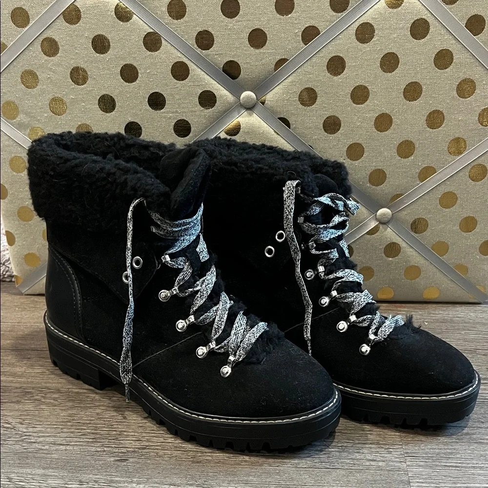 NWOT TIME and TRU Black Faux Suede Hiking Style with Memory foam Boots 10 - Picture 2 of 10